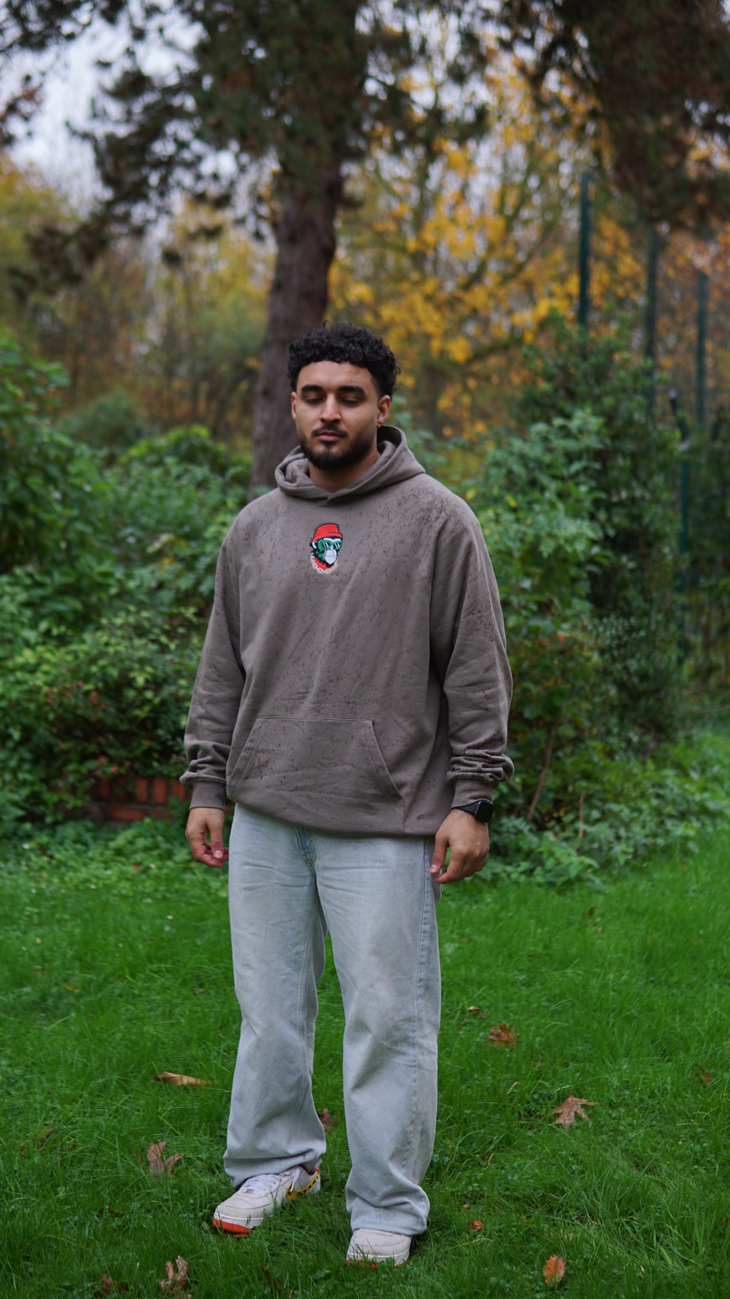 Dark Grauer star’s Oversized Hoodie