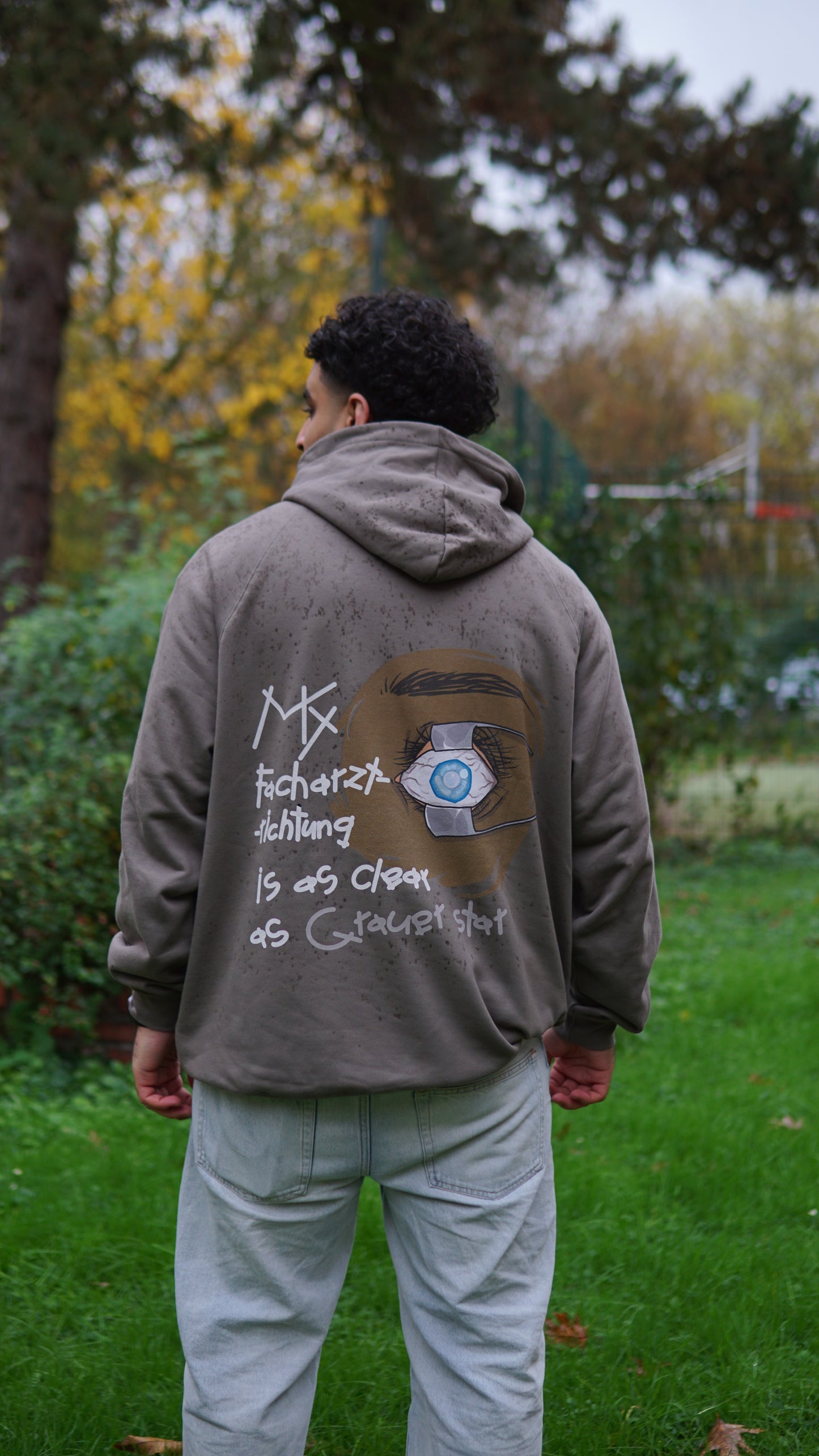 Dark Grauer star’s Oversized Hoodie